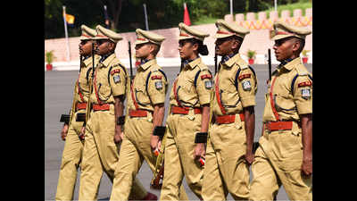 Pause button on passing out parade of IPS probationers