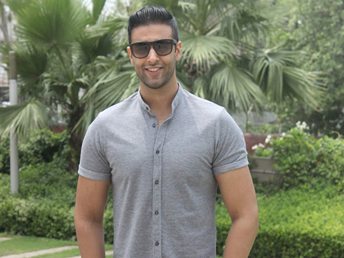 Harbhajan Mann S Son Is Ready To Debut In English Punjabi Movie News Times Of India