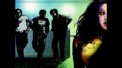 After luring minor girl on facebook, friends gang-rape her in Kotdwar