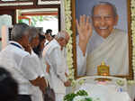 Spiritual guru Dada JP Vaswani cremated with state honours