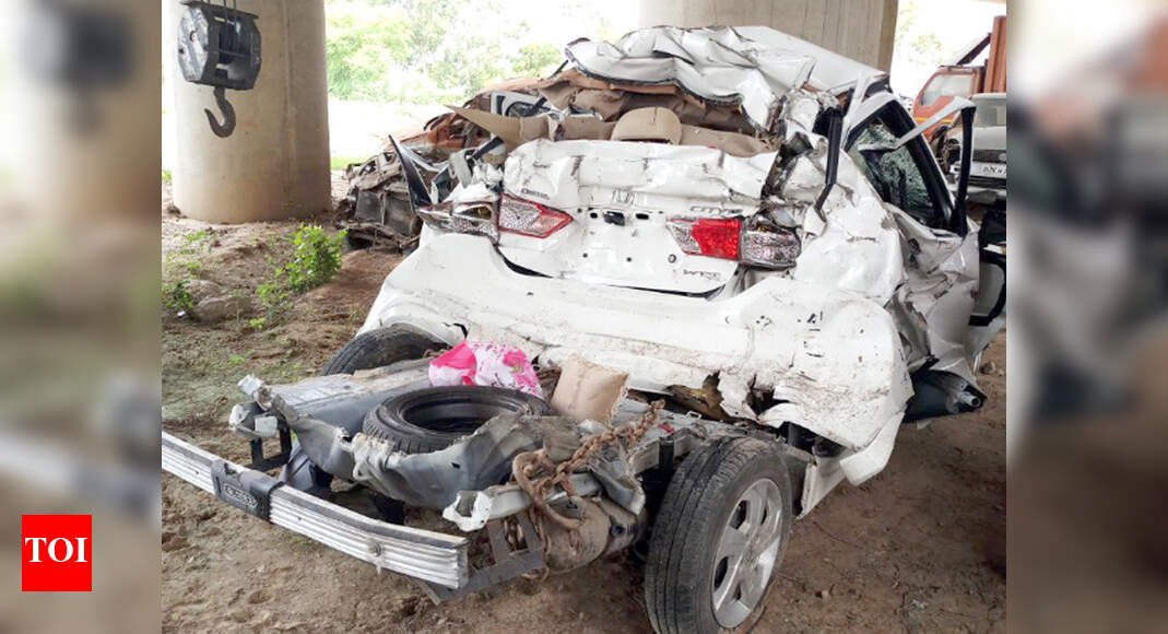 Yamuna Expressway: Four Kanpur residents killed in road accident on ...