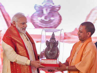 In support of CM, PM says Yogi & Modi twin engines of growth