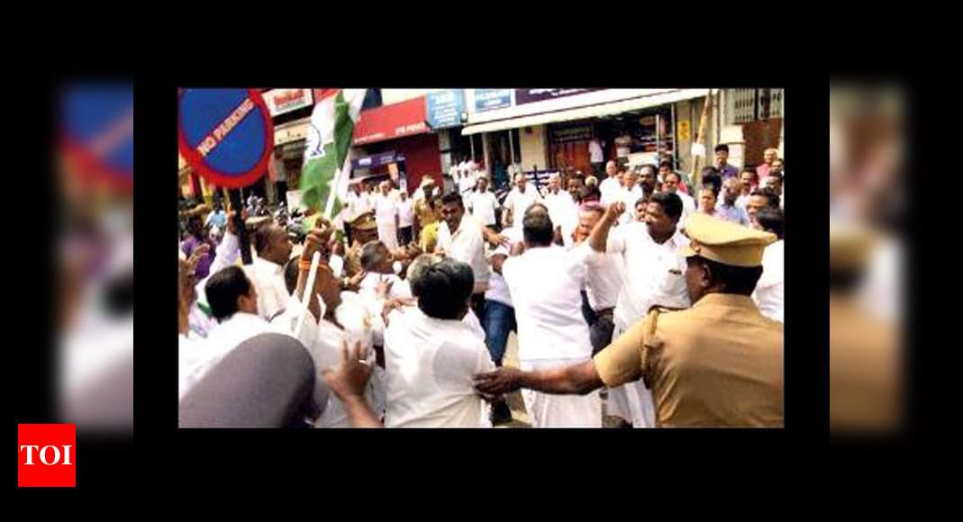 Tamil Nadu Political Parties Vie To Honour Kamaraj On His Birth