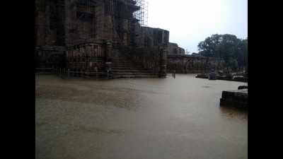Torrential rains wreak havoc in Odisha