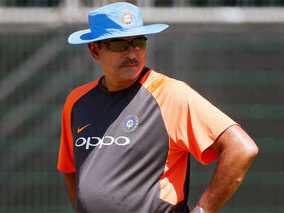 Shastri's report set to decide manager's fate