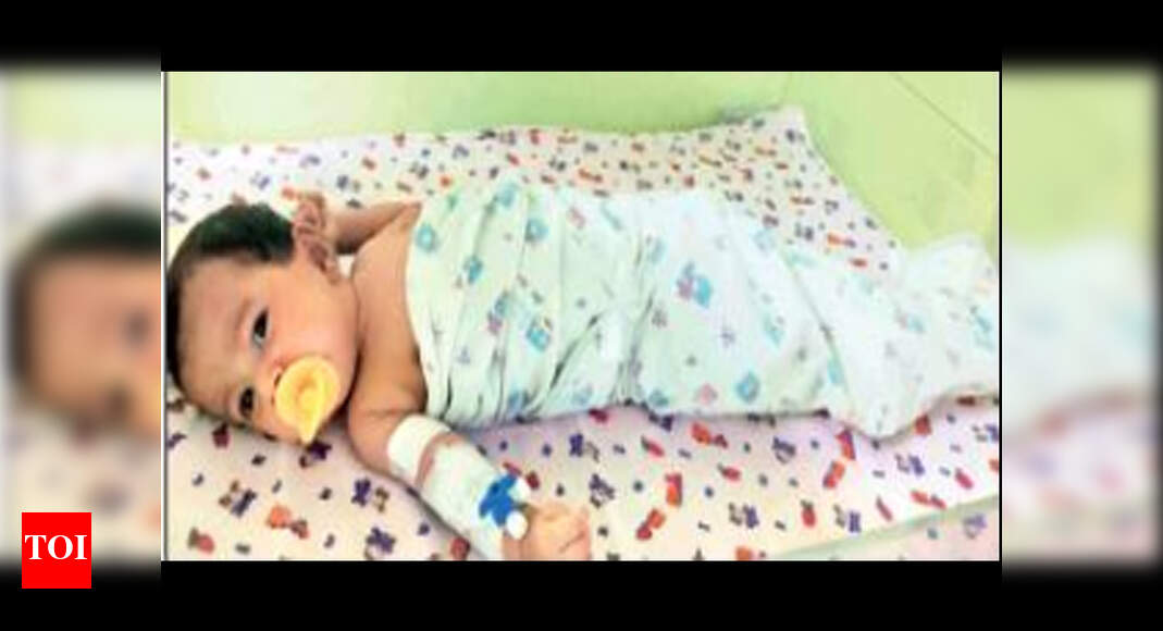 2cm vaccine needle left inside newborn in Mumbai | Mumbai ...