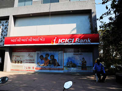Bareilly Bag Containing Rs 20 Lakh Stolen From Icici Bank Branch
