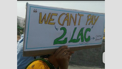 Parents protest Rs 2 lakh ‘caution deposit’ demand from Chennai school