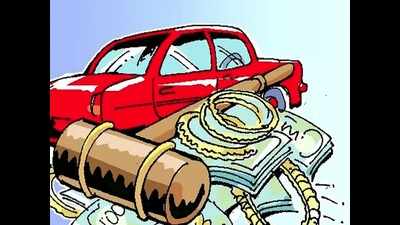 Rs 1.5 crore dowry given: Tainted babu’s daughter