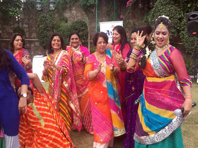 Jaipur ladies celebrate monsoon in style
