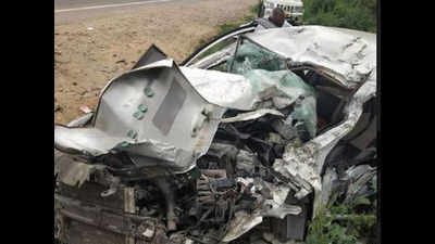 UP: 2 dead in road accident, 2 injured airlifted to Doon hospital