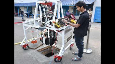 Kumbakonam gets TN’s first Bandicoot, a semi-automatic robot to clean manholes