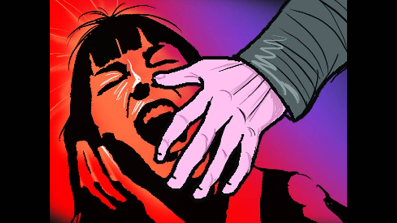Man booked for molesting 38-year-old woman on road | Pune News - Times of  India