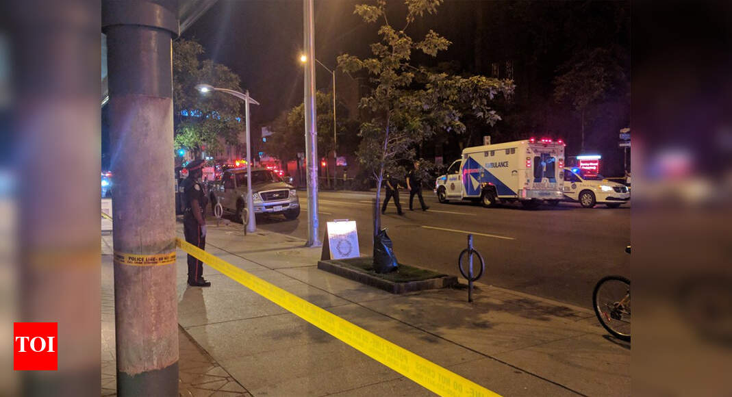 Toronto shooting Mass shooting in Toronto, 2 dead, many said to be