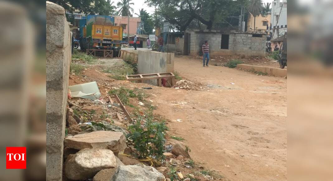 VR Layout Mathikere - Main entrance pathetic - Times of India