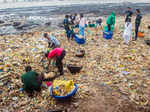 1500 volunteers participate in 24-hour clean-up drive at Worli Fort