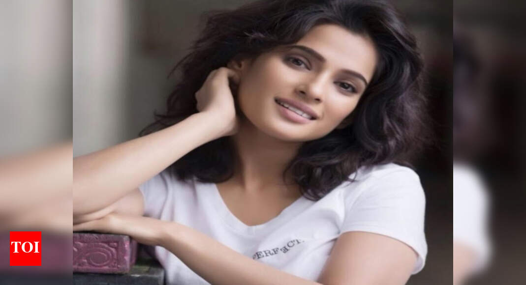 5 years of 'Time Please': Piya Bapat shares a throwback poster of the ...
