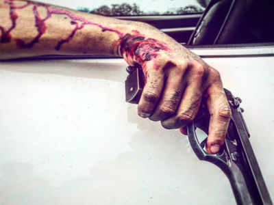 'Villain': Ankush gets ‘bloody’ in this BTS photo