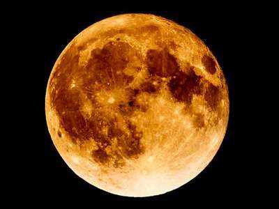 Mumbaikars Wait To See Century S Longest Blood Moon Tonight Mumbai News Times Of India