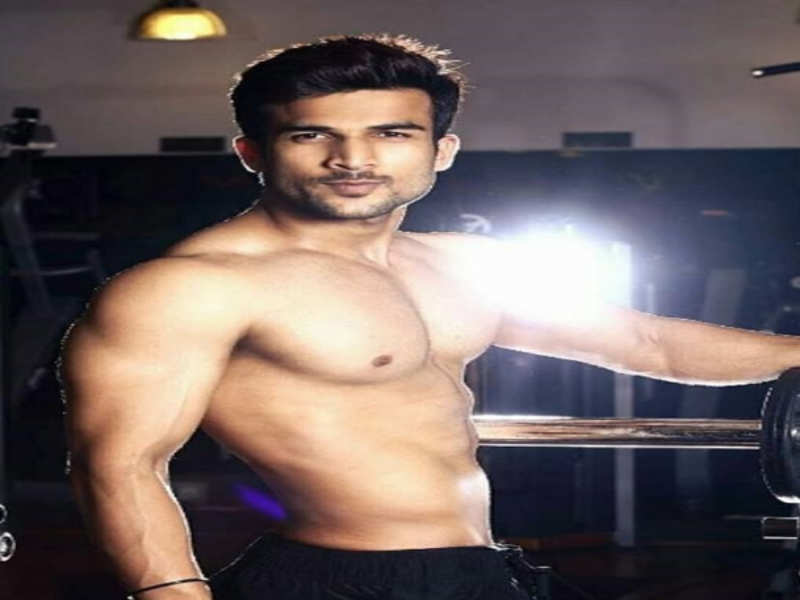 Photo Vishal Nikam Flaunts His Hot Chiseled Body On Instagram 