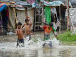 Rising Yamuna leaves thousands homeless