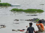 Rising Yamuna leaves thousands homeless