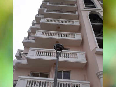 50 Year Old Woman Jumps Off 18th Floor Of Dwarka E Way Condo Dies