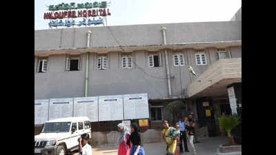 Few nurses at Niloufer: Hospital lets kin do the job