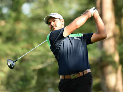 Bhullar starts with solid 70 on wind-swept opening day in Fiji