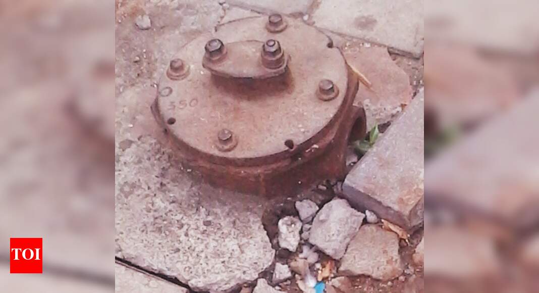 FIRE HYDRANT MISSING - Times of India