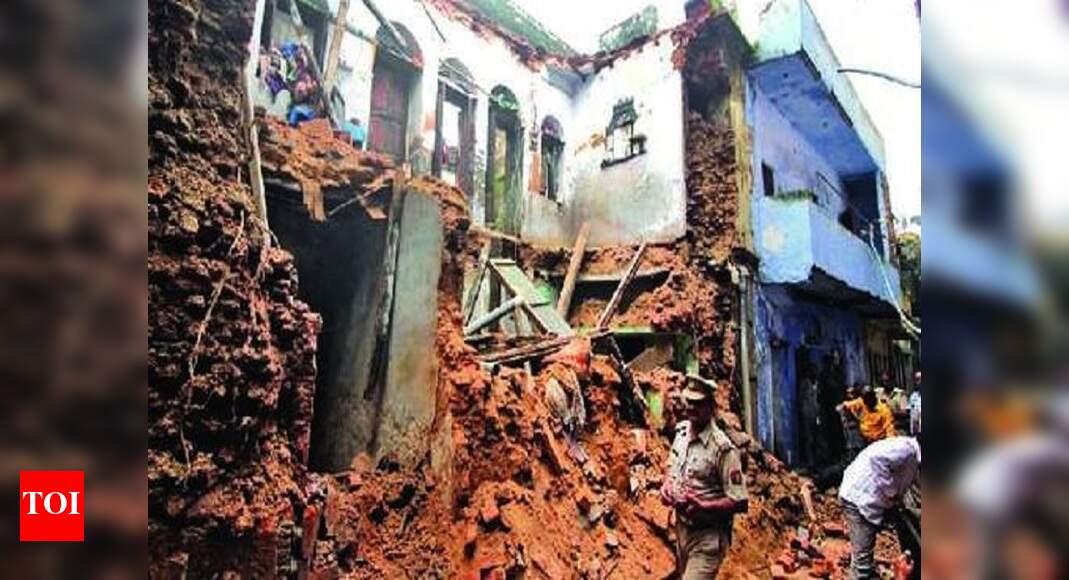 4 die, 5 hurt in house, wall collapse incidents Lucknow News Times