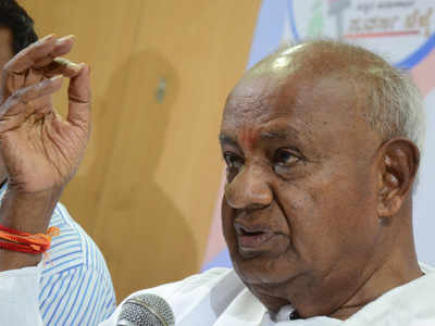 Not averse to projecting Mamata Banerjee as prime ministerial face: HD Deve Gowda