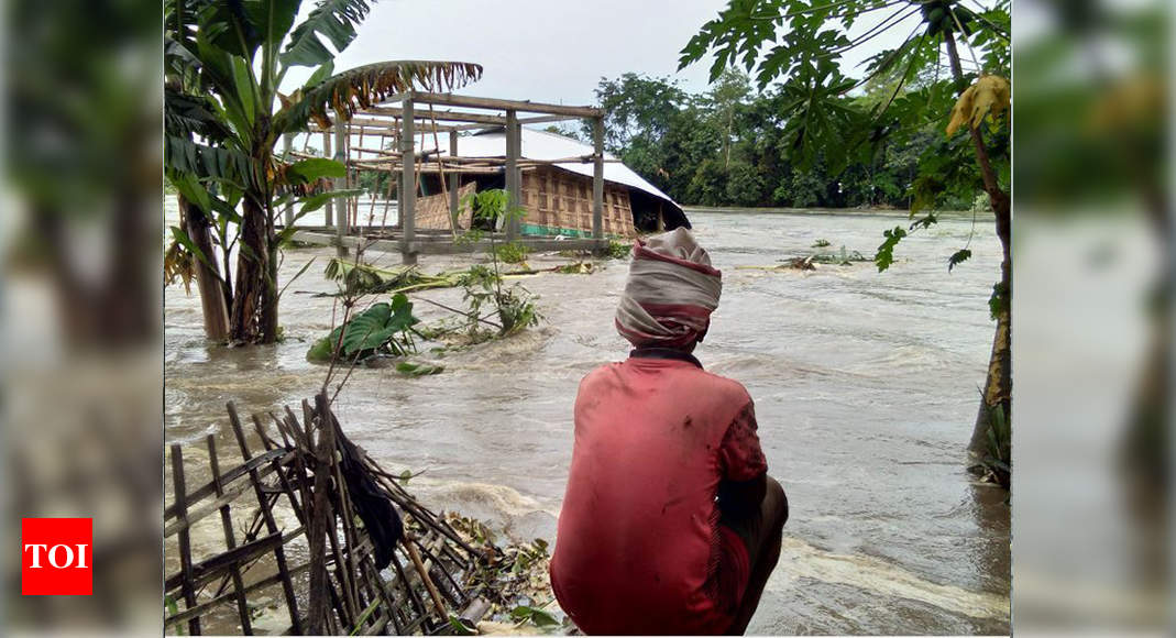 Floods Worsen In Assam Over One Lakh People Hit Guwahati News Times Of India 5639