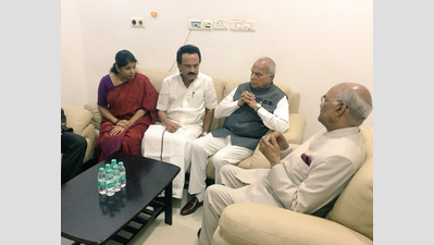 President Kovind visits DMK Chief Karunanidhi in Kauvery Hospital