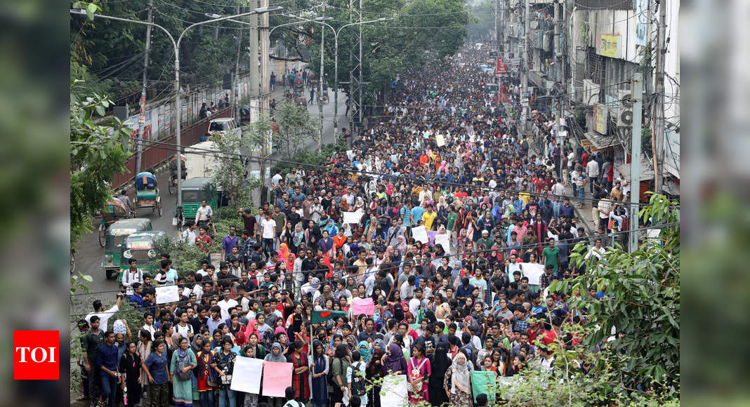 Bangladesh Student Protest: Protest In Bangladesh Turns Violent ...