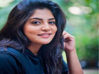 Manjima Mohan to make a re-entry in Malayalam