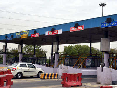 Govt moves to curb misuse of ‘exempt category’ vehicles at toll plazas ...