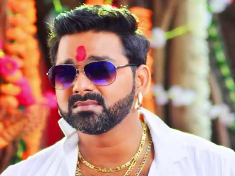 Watch: Pawan Singh's new song 'Hamaar Deshwa Mahan' from 'Maa Tujhe Salaam'  out! | Bhojpuri Movie News - Times of India