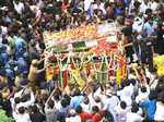 M Karunanidhi's funeral procession draws throngs of followers