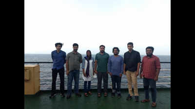 MIT students sail on a scientific mission across Bay of Bengal