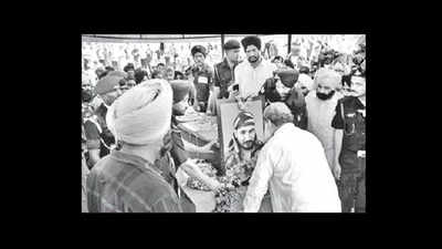 Martyr cremated with state honours
