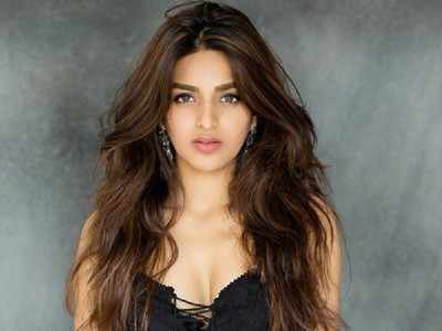 Nidhhi Agerwal feels homesick as she shoots in London for 40 days