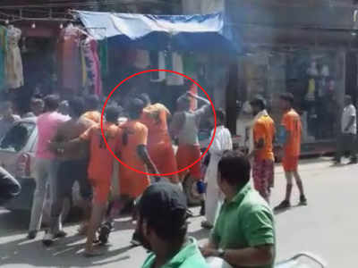 Now, kanwariyas attack vehicle in UP’s Muzaffarnagar, video goes viral