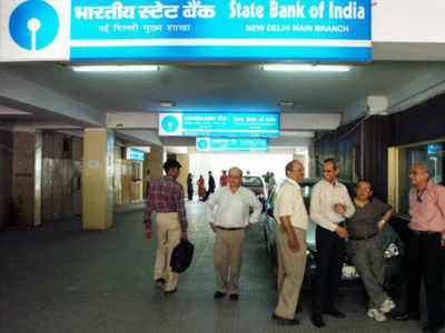 SBI reports Rs 4,876 crore loss in Q1