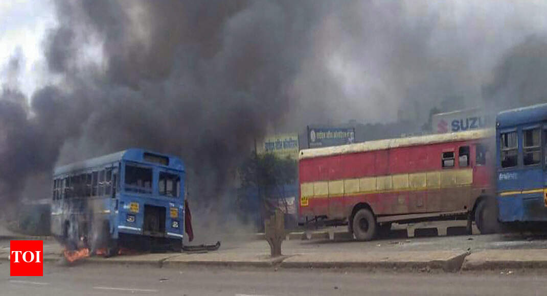 'Grave situation', says SC on incidents of vandalism during protests - Times of India
