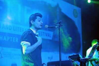 Alif band brings Kashmiri music to the city