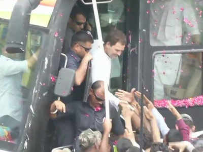 Rahul holds roadshow in poll-bound Rajasthan