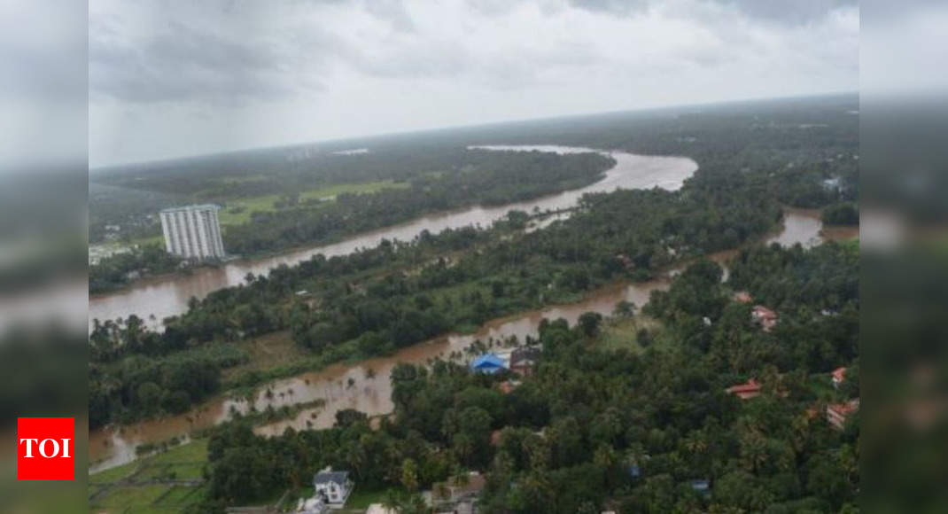 Kerala floods: Collection centres set up for affected people ...