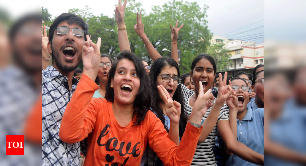 This Year, Enrolment Of Girl Students At IIT-Indore Witnesses 140% Rise ...