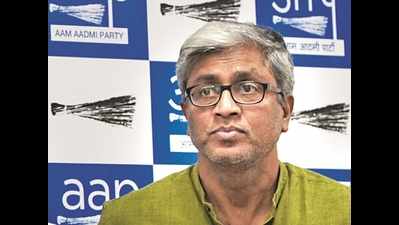 AAP spokesperson Ashutosh resigns from the party